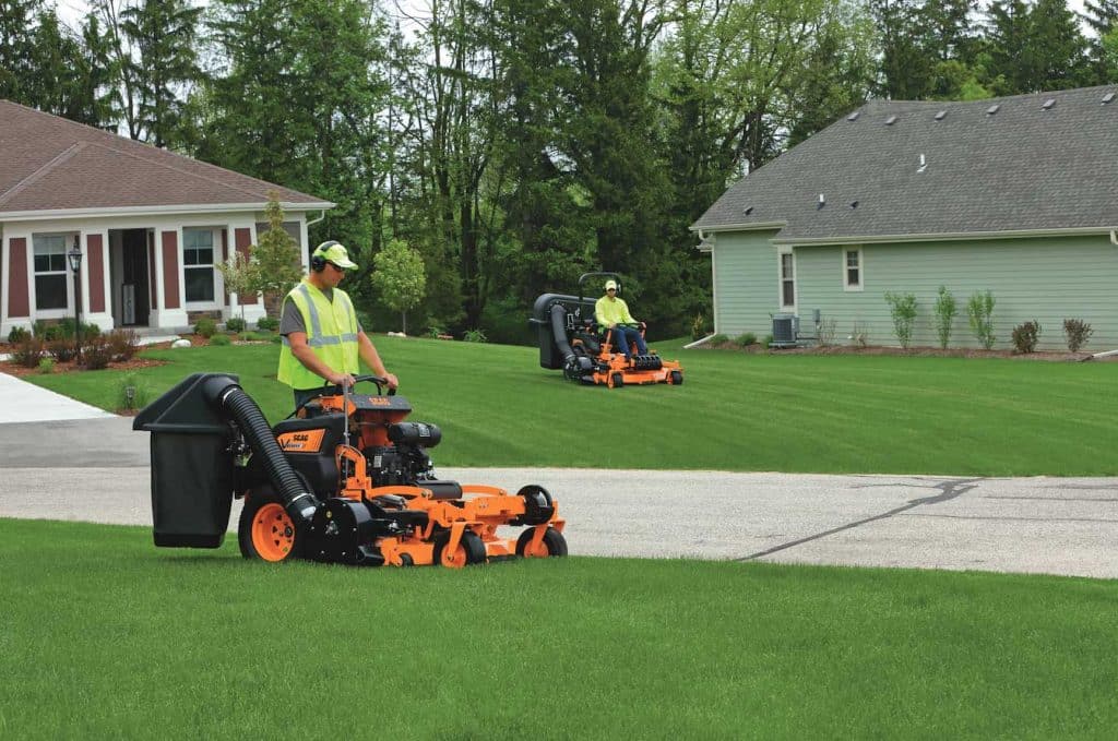 Stand up ride behind lawn online mowers